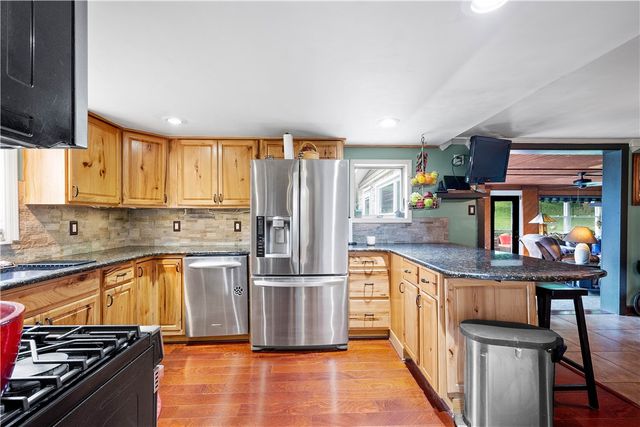 5551 CLAYTONA DRIVE, Bethel Park, PA 15102