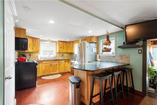 5551 CLAYTONA DRIVE, Bethel Park, PA 15102