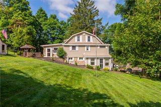 5551 CLAYTONA DRIVE, Bethel Park, PA 15102