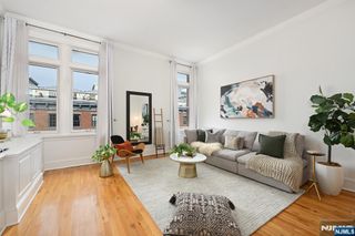 167 WAYNE Street 407, 285, NJ 07302