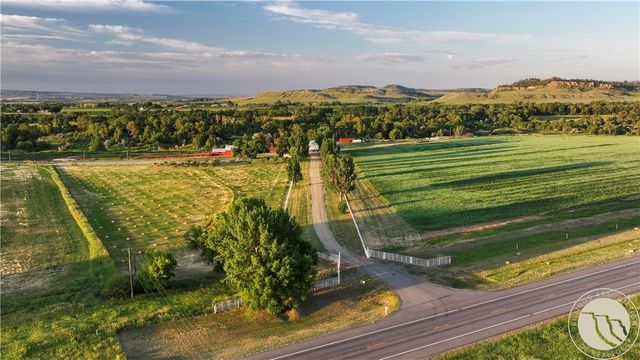 9786 US Highway 212, Joliet, MT 59041