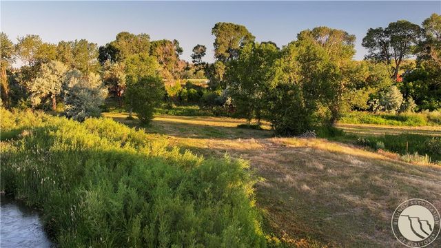 9786 US Highway 212, Joliet, MT 59041