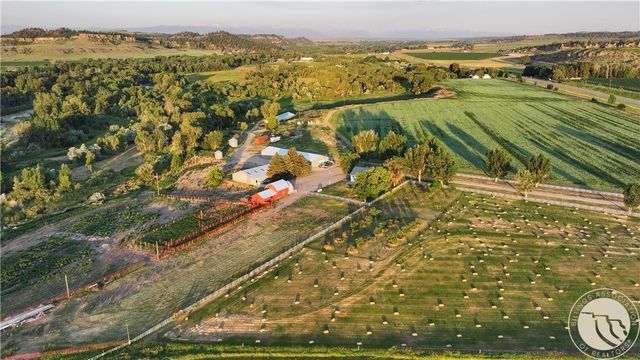 9786 US Highway 212, Joliet, MT 59041