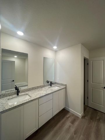 18761 Edison Street NW, Elk River, MN 55330