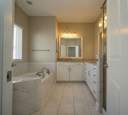 115 N ARRAWANA AVENUE 8, Tampa, FL 33609