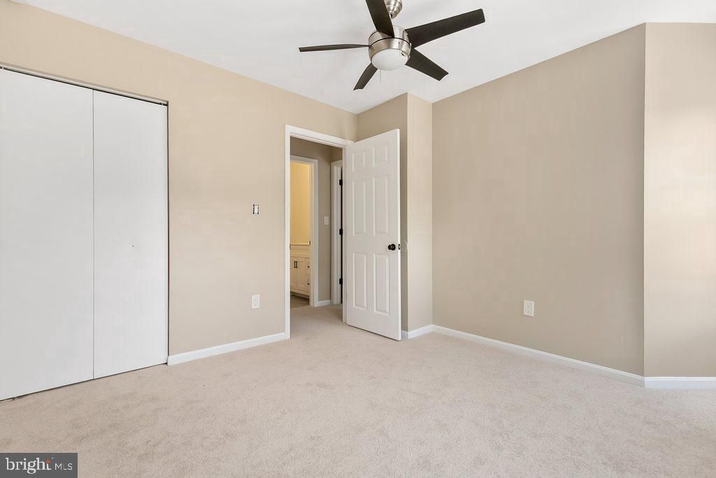 Image 16 of property listing at 3742 COLLEGE AVE #E1, Ellicott City, MD 21043