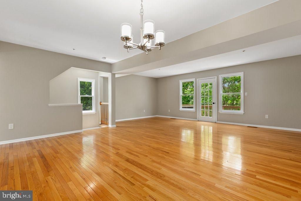 Image 3 of property listing at 3742 COLLEGE AVE #E1, Ellicott City, MD 21043