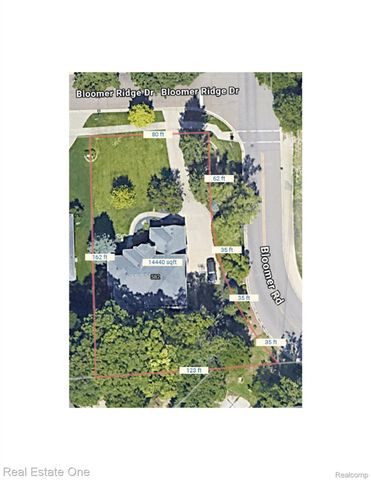 582 Bloomer Ridge Drive, Rochester, MI 48307