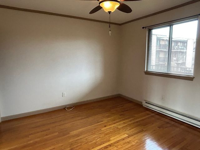 16 Arizona Ter 4, Arlington, MA 02474