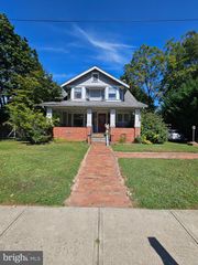 1942 E MCGALLIARD AVE, Hamilton, NJ 08610