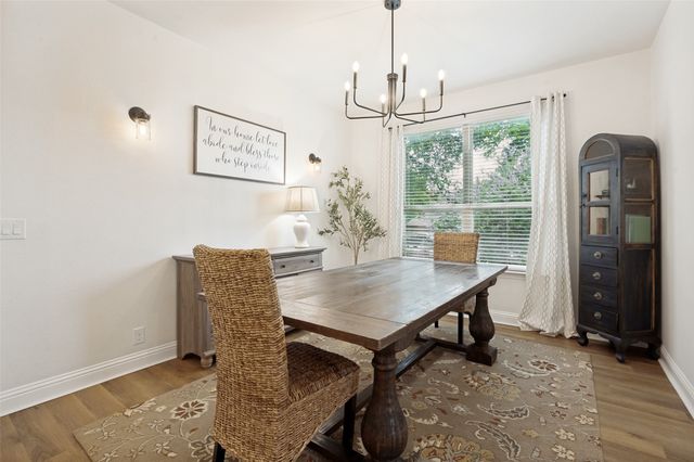 107 Meadow View Drive, Mckinney, TX 75071