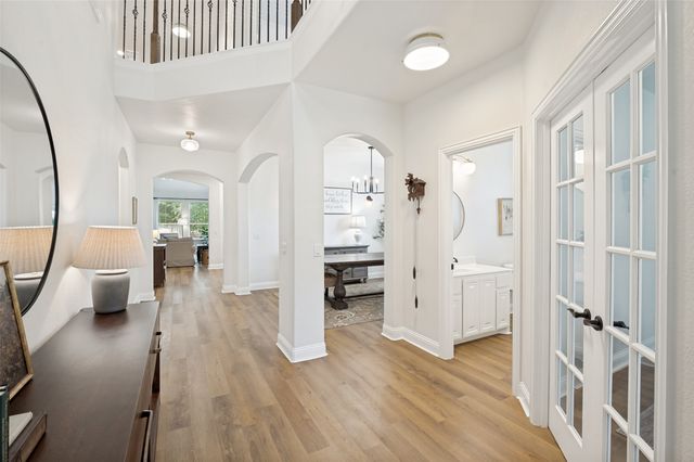 107 Meadow View Drive, Mckinney, TX 75071