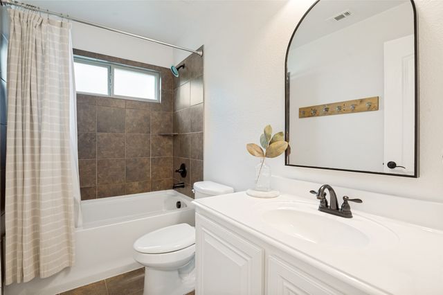 107 Meadow View Drive, Mckinney, TX 75071