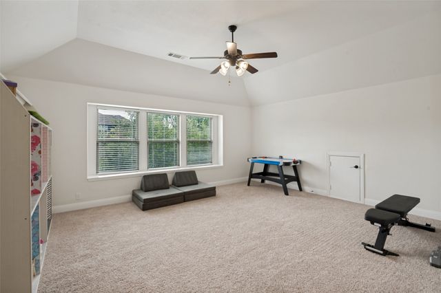 107 Meadow View Drive, Mckinney, TX 75071