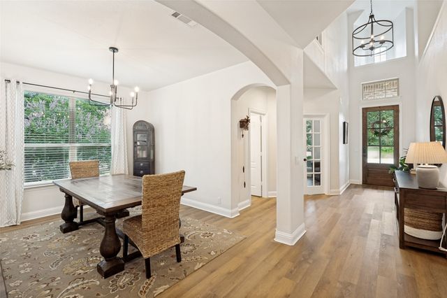 107 Meadow View Drive, Mckinney, TX 75071