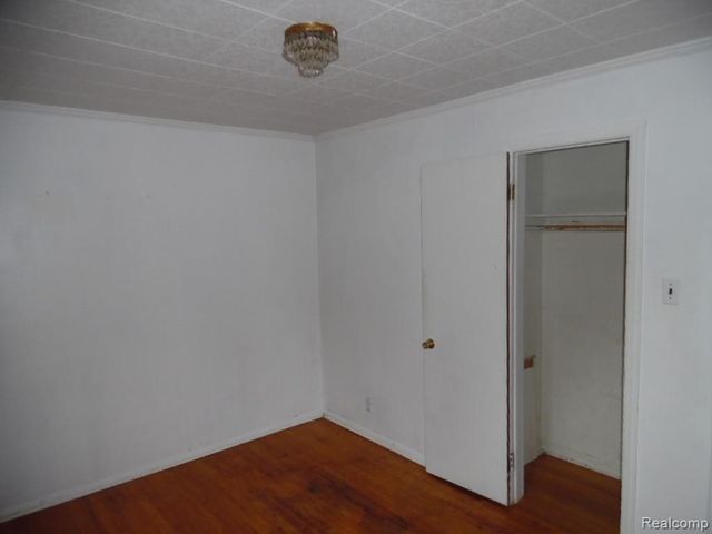 26338 Wolverine Street, Madison Heights, MI 48071