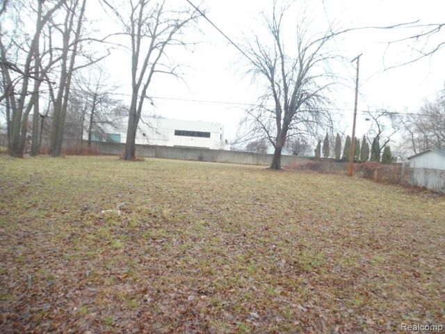 26338 Wolverine Street, Madison Heights, MI 48071