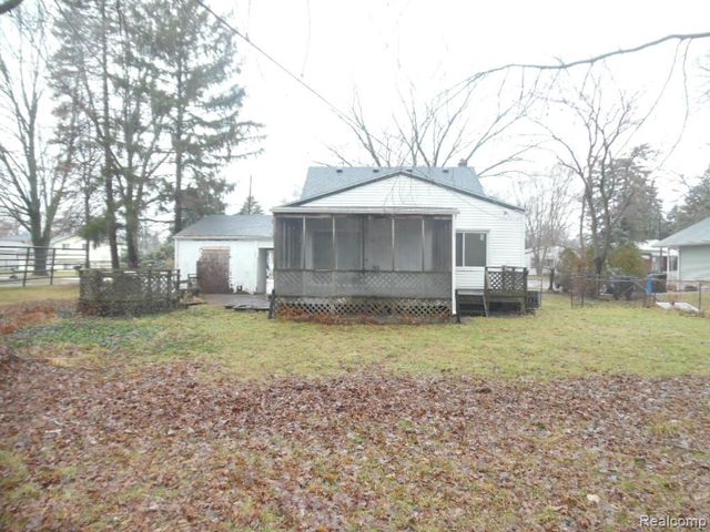 26338 Wolverine Street, Madison Heights, MI 48071