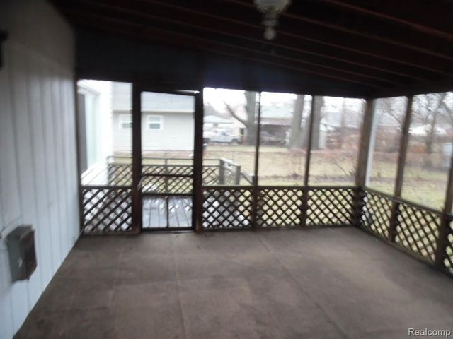 26338 Wolverine Street, Madison Heights, MI 48071