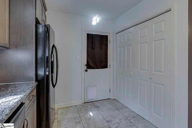 1301 Winding Way, Taylors, SC 29687