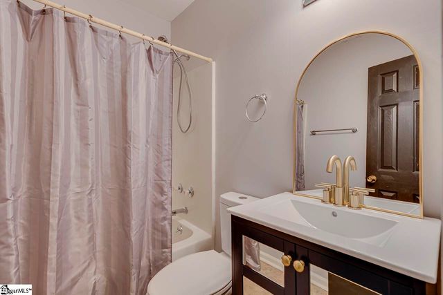 1301 Winding Way, Taylors, SC 29687