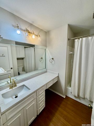 7815 Broadway Apt 404D, San Antonio, TX 78209