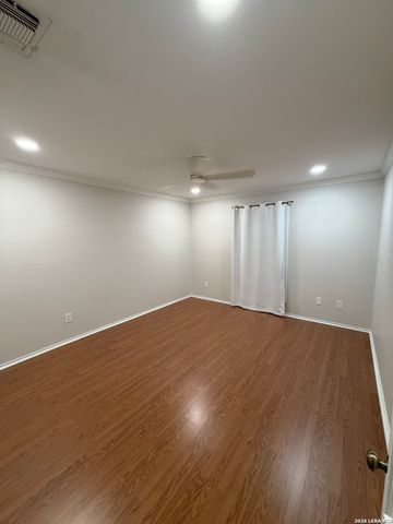 7815 Broadway Apt 404D, San Antonio, TX 78209