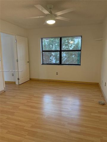 20800 NE 8th Court 206-17, Miami, FL 33179