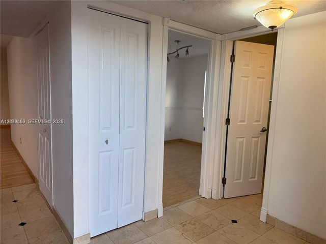 20800 NE 8th Court 206-17, Miami, FL 33179