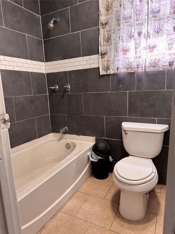 7924 Way Street, Houston, TX 77028