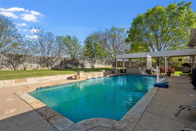 605 Gibraltar Lane, Lorena, TX 76655