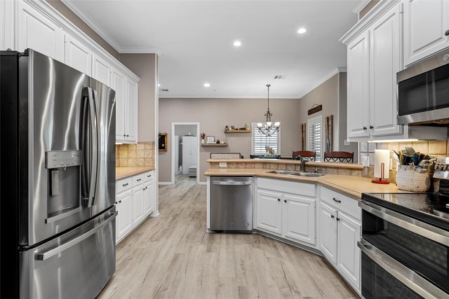 605 Gibraltar Lane, Lorena, TX 76655