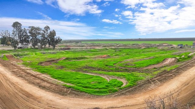 22179 Avenue 21, Madera, CA 93638