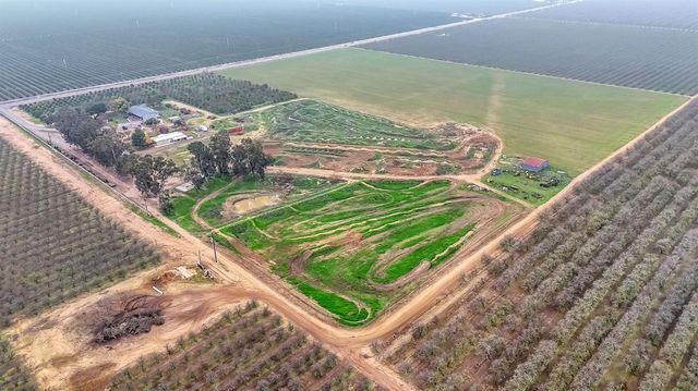 22179 Avenue 21, Madera, CA 93638