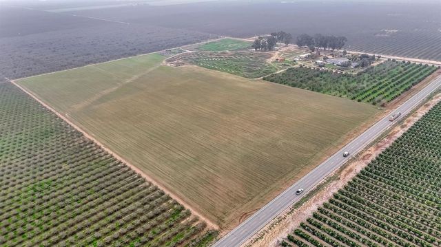 22179 Avenue 21, Madera, CA 93638