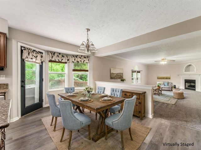 124 Long Hollow Drive, Pataskala, OH 43062