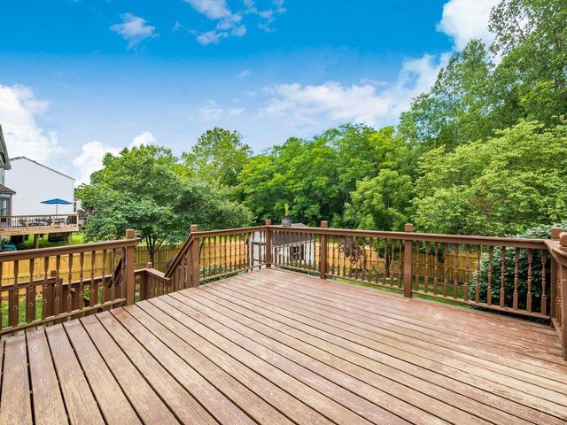 124 Long Hollow Drive, Pataskala, OH 43062