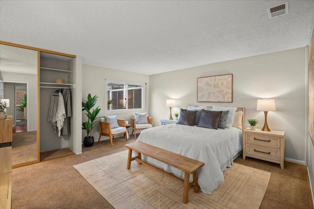 1350 N Cabrillo Highway, Half Moon Bay, CA 94019