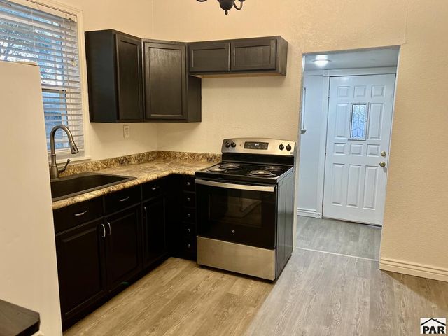1215 E 5th St, Pueblo, CO 81001