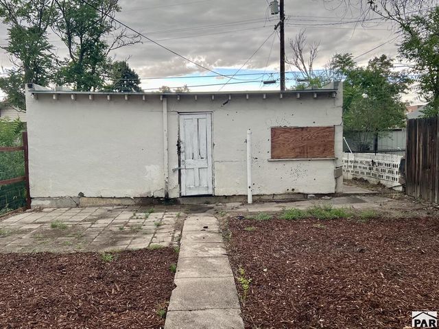1215 E 5th St, Pueblo, CO 81001