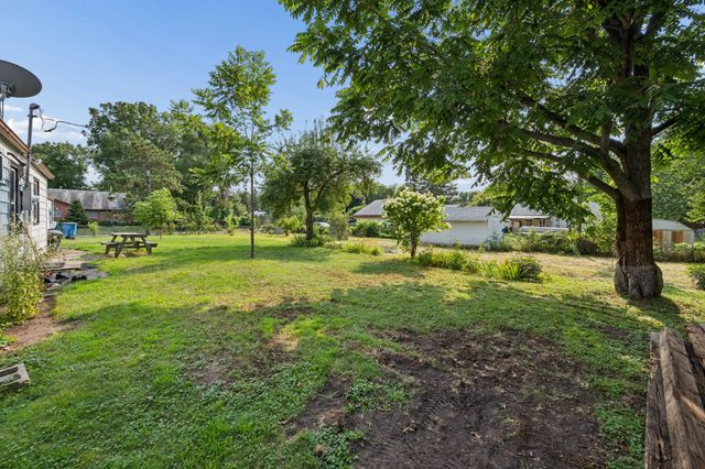 9916 2nd Avenue S, Bloomington, MN 55420