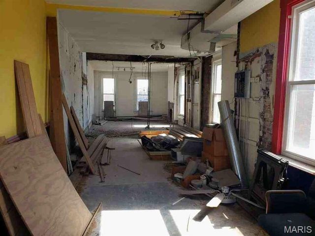 1053 - 1057 S Vandeventer Avenue, St Louis, MO 63110