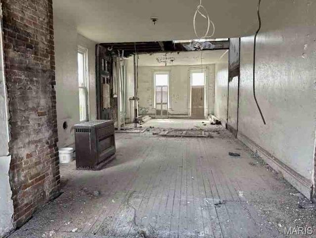 1053 - 1057 S Vandeventer Avenue, St Louis, MO 63110