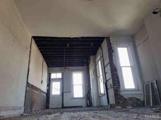 1053 - 1057 S Vandeventer Avenue, St Louis, MO 63110