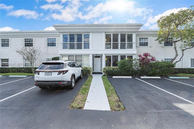 6261 Bay Club Dr 2, Fort Lauderdale, FL 33308