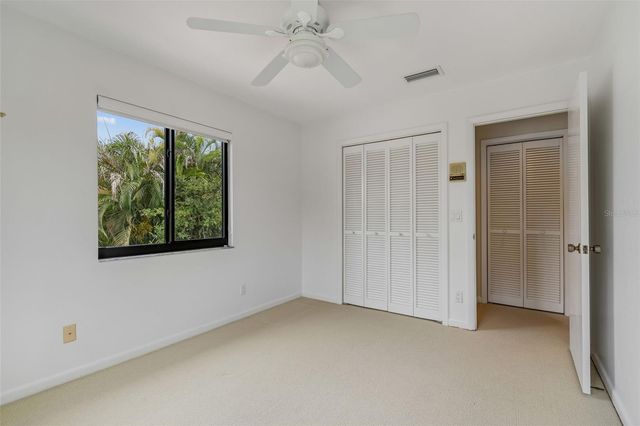 4407 CARROLLWOOD VILLAGE DRIVE, Tampa, FL 33618