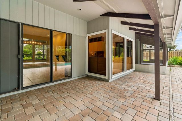 4407 CARROLLWOOD VILLAGE DRIVE, Tampa, FL 33618