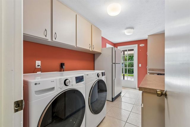 4407 CARROLLWOOD VILLAGE DRIVE, Tampa, FL 33618