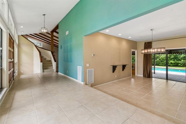 4407 CARROLLWOOD VILLAGE DRIVE, Tampa, FL 33618
