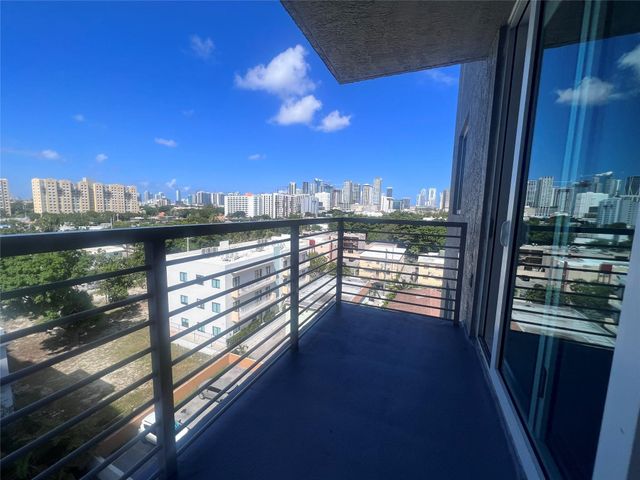 729 NW 2 Street 1001, Miami, FL 33128